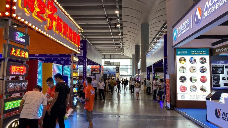 平面设计接单必备：揭秘那些高效软件的秘密